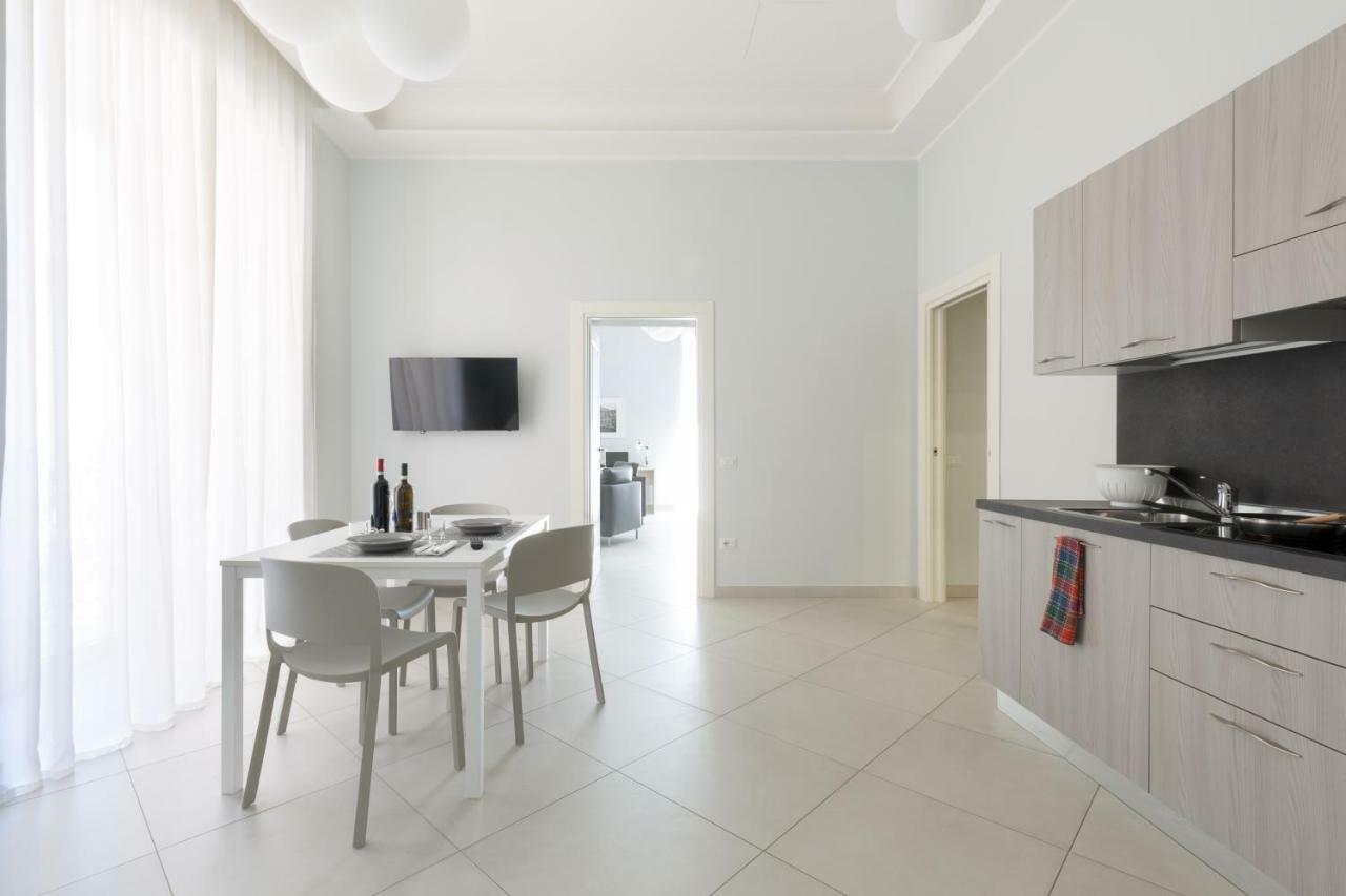 Dioniso'S Luxury Apartments Municipio Napels Buitenkant foto